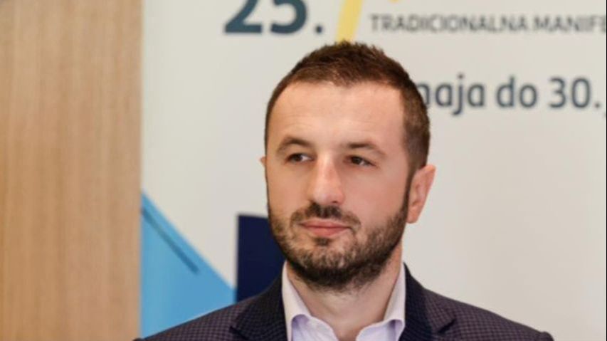 Efendić šokirao javnost: Firma koja vrši servisiranje kaže da je obnovljena pruga već uništena
