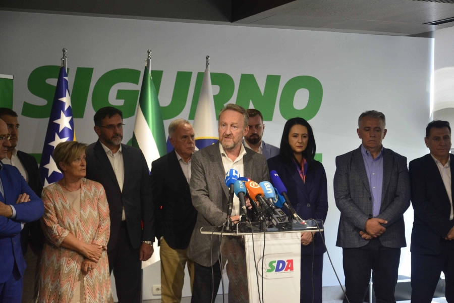 ŽESTOKA KRITIKA SDA: ‘Trojka je saučesnik u opasnom projektu gašenja Željezare i slabljenju namjenske industrije!’