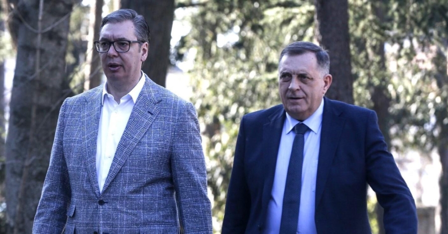 MILORAD DODIK PORUČIO IZ DONJE GRADINE: ‘Svako ko miriše na ustašu, moj je krvnik!’, pridružio mu se i Vučić – ‘Neće više biti traktora ni genocida’