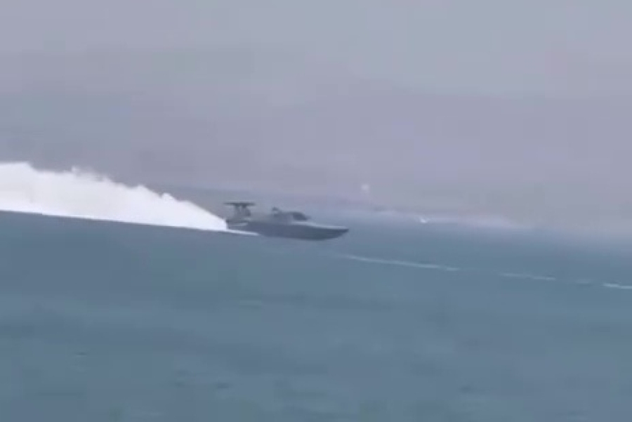 ‘ROJ’ BRZIH ČAMACA NAPAO BRODOVE: Iran demonstrirao moć u Zaljevu s novim Heydar-110 plovilima koja su danas ŠOKIRALA VOJNE ANALITIČARE (VIDEO)