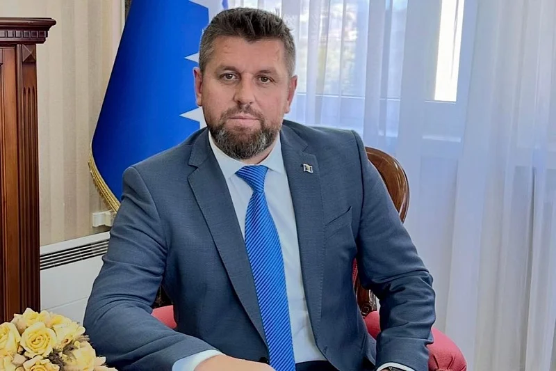 Duraković oštro : Nakon uvreda Amidžića prvo mora doći izvinjenje pa poravnanje dugova pa sve ostalo…