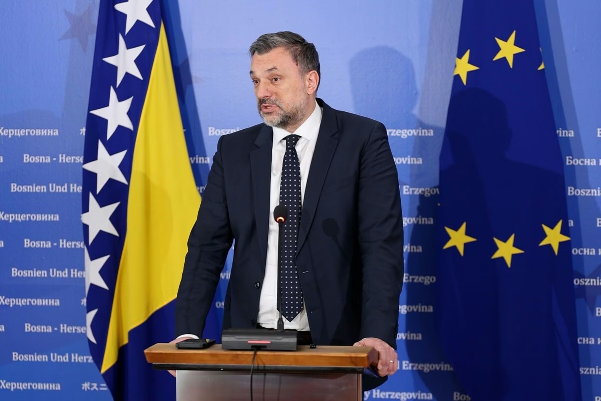 Konaković poručio Dodiku: Schmidtove odluke se ne mogu brisati, Rusija se ništa ne pita u BiH…