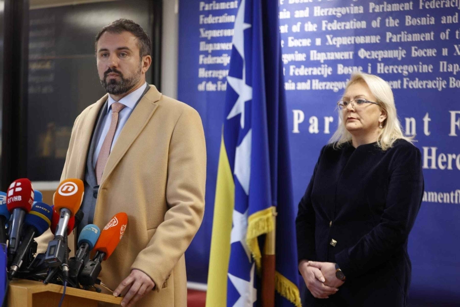 NOVI RAT NA POLITIČKOJ SCENI: Igor Stojanović iznio teške optužbe na račun DF-a nakon izjave Željka Komšića!