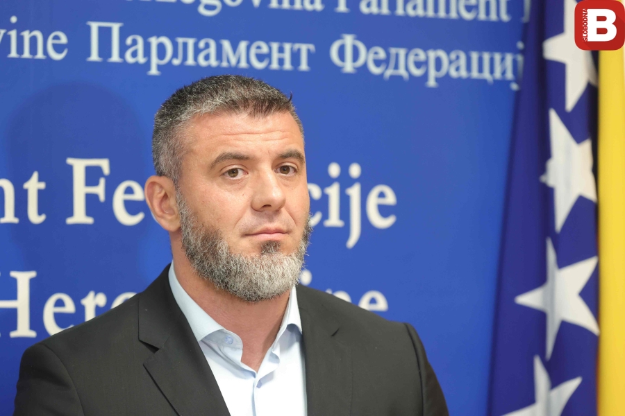 ZILDŽIĆ TVRDI DA JE NA SCENI EKONOMSKI APSURD U FBiH: ‘U nepune dvije godine Trojka izbrisala 8.991 radno mjesto!’