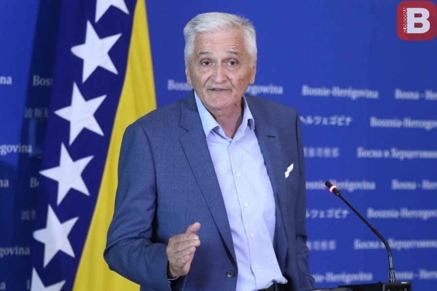OPASAN PLAN IZ RS-a: Ohrabren odlaskom Schmidta, Špirić udario na Ustavni sud