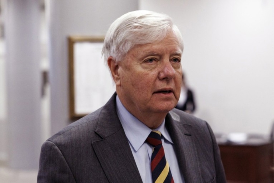 REPUBLIKANSKI SENATOR BLJUJE VATRU: ‘Pozivam američku vojsku…’