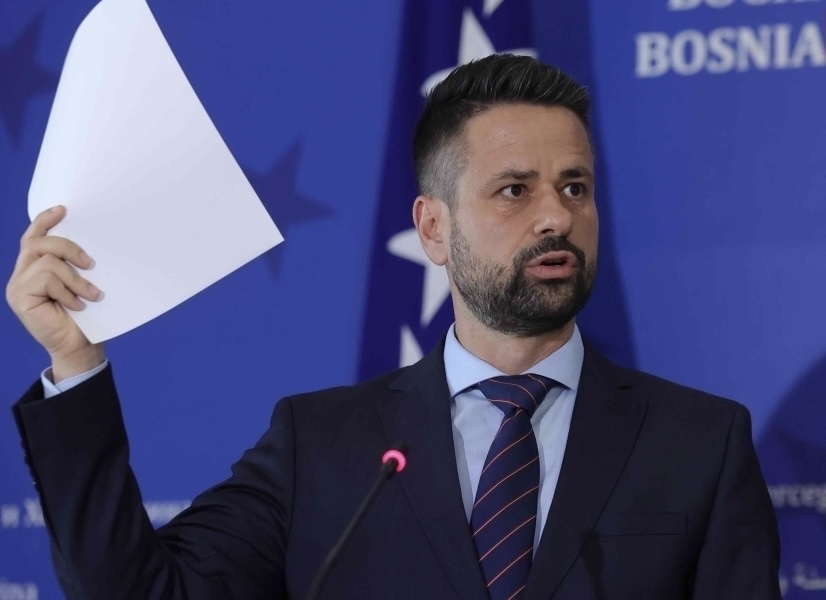AMIDŽIĆ BRUTALNO KAŽNJAVA FEDERACIJU BiH: RS neće vratiti novac FBiH!