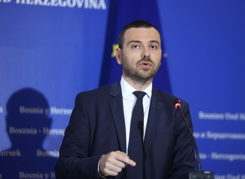 MAGAZINOVIĆ U STRASBOURGU: Srbija nema šta pričati o saradnji sve dok štiti zločince…