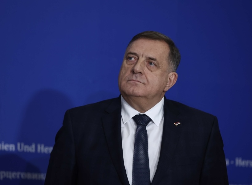 DODIK SE UZDA U OPOZICIJU: „Pokazaćemo Bećiroviću da ne može…“