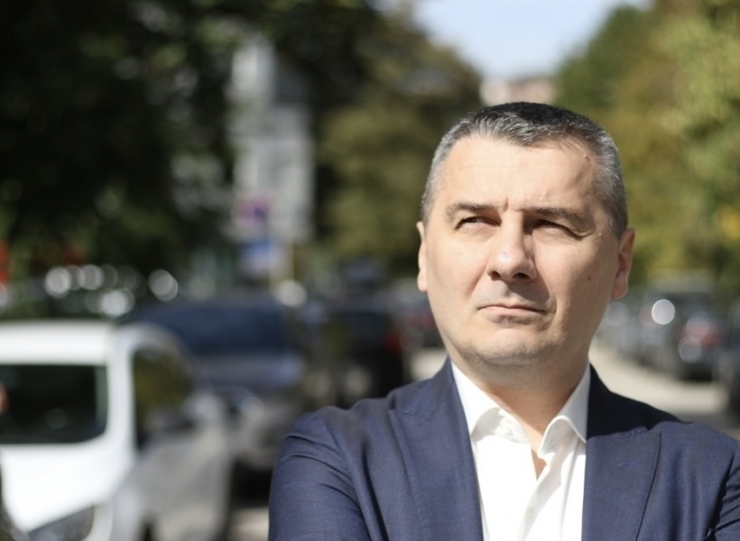 MINISTAR DIZDAR O UKLANJANJU DRŽAVNIH OBILJEŽJA: “Kako Čapljina tretira državu, tako će država tretirati Čapljinu!”