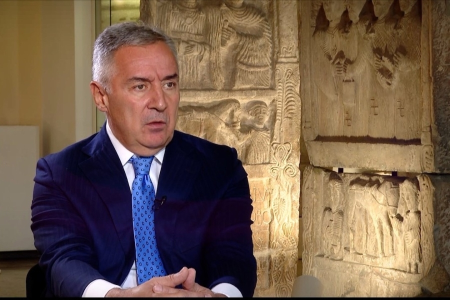 MILO ĐUKANOVIĆ RASKRINKAO SPC: ‘Zamijenili su Miloševićevu armiju i policiju, oni su glavni instrument velikosrpskog nacionalizma’ (VIDEO)