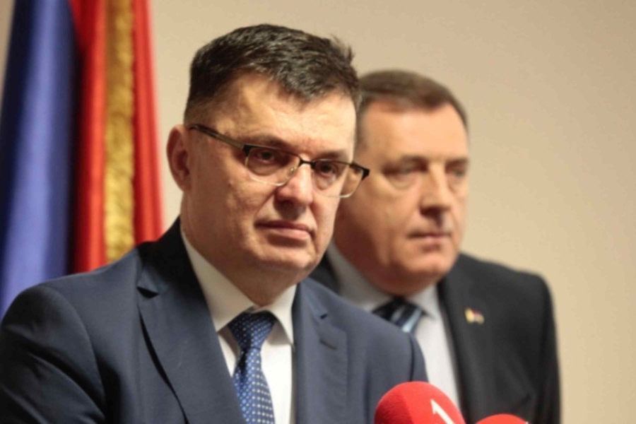 EKSKLUZIVNO SAZNAJE / TEGELTIJA SPROVODI DODIKOV I ČOVIĆEV PLAN: Nastavlja se etničko čišćenje Bošnjaka iz Uprave za indirektno oporezivanje, bošnjački ministri šute…