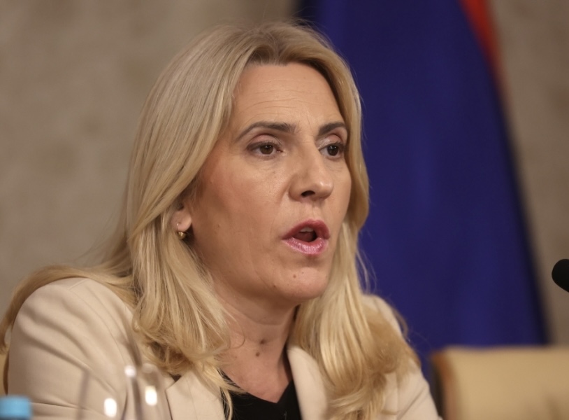 „MORATE MALO PROČITATI ZAKONE PRIJE NEGO IH KOMENTARIŠETE…“: Burne reakcije nakon istupa Željke Cvijanović…