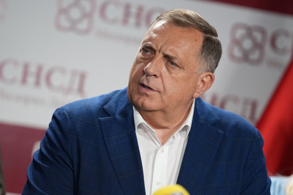 POLITIČKI ŠAMAR ZA DODIKA!!! Odbijena apelacija iz RS-a: Schmidtove izmjene zakona po kojima je osuđen Dodik su u skladu s Ustavom BiH…