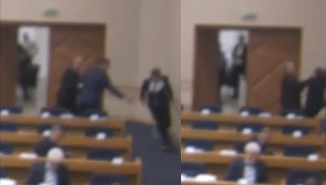 Vukanović opet izbačen sa sjednice NSRS-a: Ovaj put ga obezbjeđenje ganjalo po sali, jedva ga stigli…