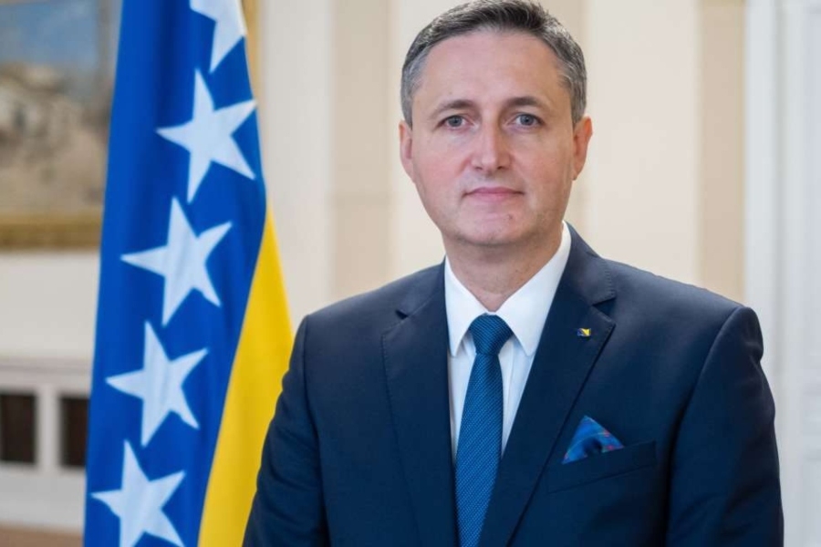 OBRAČUN NA MREŽAMA: Žestoke kritike zbog izostanka bosanske delegacije na dženazi ajatolaha Hameneija