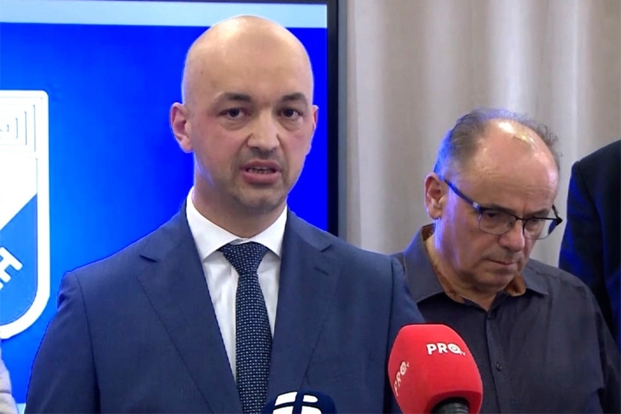 BIJES U REDOVIMA HSP-a NAKON IZJAVE SLAVENA KOVAČEVIĆA: ‘Gospodine Kovačeviću, Hrvatski sabor nećete ušutkati!’