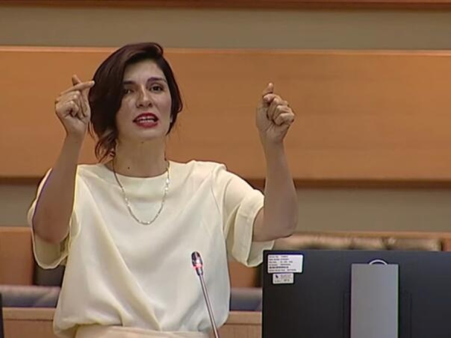 SABINA ĆUDIĆ SASULA ISTINU U LICE DODIKOVIM POSLANICIMA: ‘Budžet ogolio SNSD, jačaju državu koju ‘ruše”