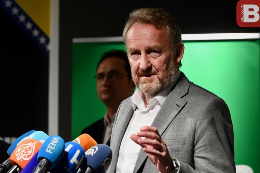 IZETBEGOVIĆ O TEŠKOJ NERAVNOPRAVNOSTI BOŠNJAKA: ‘Uskraćeni smo za 28 pozicija u institucijama Bosne i Hercegovine!’
