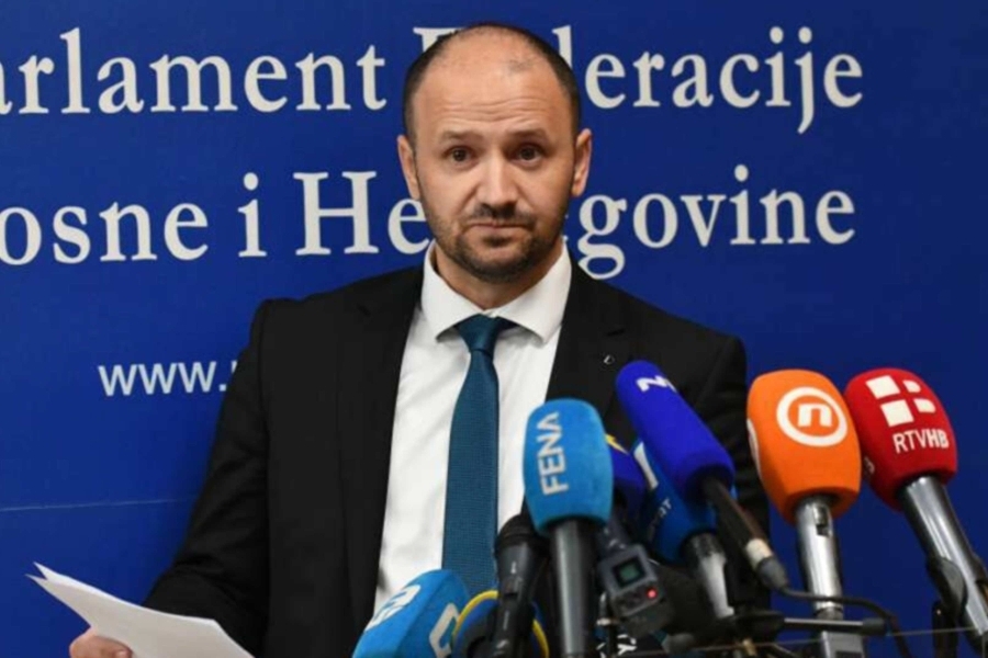 ZUKIĆ PORUČIO ZAGREBU: ‘BiH ne pripada Hrvatskoj, a sramno je da o hegemoniji govore oni koji su preglasali Bošnjake’