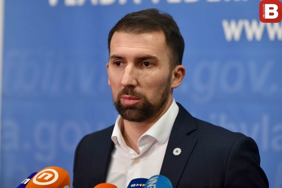 PENZIONERIMA U FBiH STIŽE VEĆA UPLATA: Ministar Delić tvrdi da povećanje od 3,5 posto nije konačno