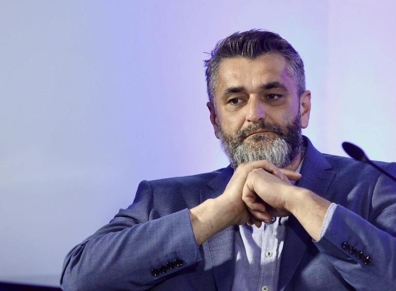 SULJAGIĆ UPOZORIO AMERIČKE KONGRESMENE: Srđan Amidžić, pridruživanjem Miloradu Dodiku i Željki Cvijanović, uključio se u kampanju pritiska na Memorijalni centar Srebrenica….