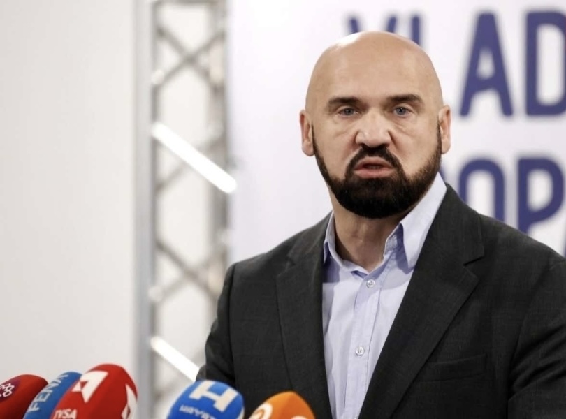 AMBICIOZNI PLANOVI: Ramo Isak traži helikoptere za svaki kanton, pa poslao oštru poruku pravosuđu i mafiji!