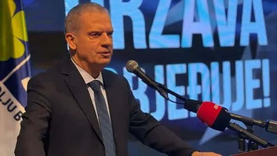 RADONČIĆ OTKRIO ŠTA MU JE BITNO: ‘Kandidirao sam se da se Bakir i ja jednom pošteno izmjerimo’