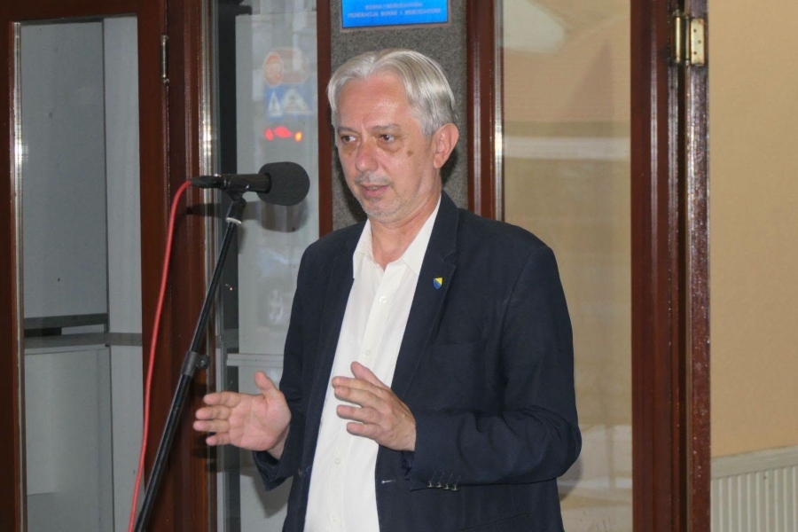 SLAVEN KOVAČEVIĆ NAJAVLJUJE: “Pokrenut ću pregovore za ulazak u šengensku zonu i spriječiti ponižavanje naših građana!”
