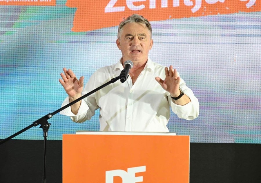 PORUKE SA PREDIZBORNOG SKUPA DF-a U ČELIĆU: Ako nam ne treba probosansko jedinstvo zašto smo potpisivali zajedničku izjavu o državnoj imovini? Dodika se moralo…