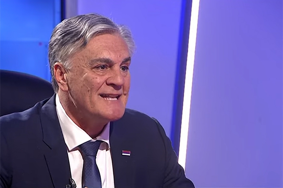 OGLASIO SE KARAN, A BOLJE DA NIJE: Dok RS tone u krizu, evo za šta je napokon dobio dozvolu da progovori…