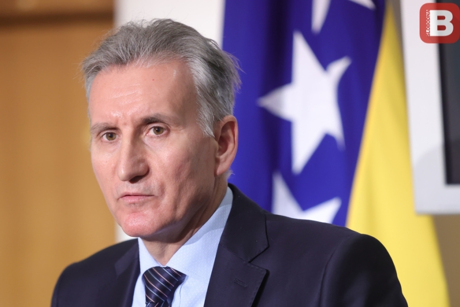 ADEMOVIĆ UPUTIO ZAHTJEV: “Imovina žrtava genocida ne može se knjižiti na RS, tražim od Ustavnog suda BiH da ocijeni ustavnost”